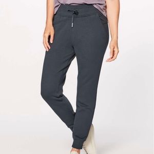 Lululemon Warm Down Jogger 28” in Melanite